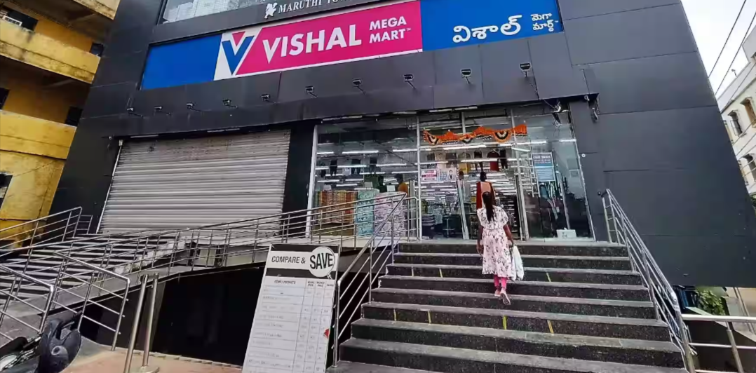Vishal Mega Mart Business Model